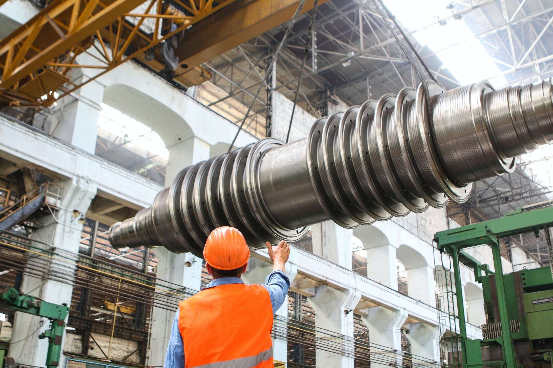 How Large-Scale Manufacturers Can Increase Efficiency