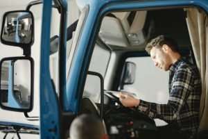 Preparing Trucks for DOT Compliance