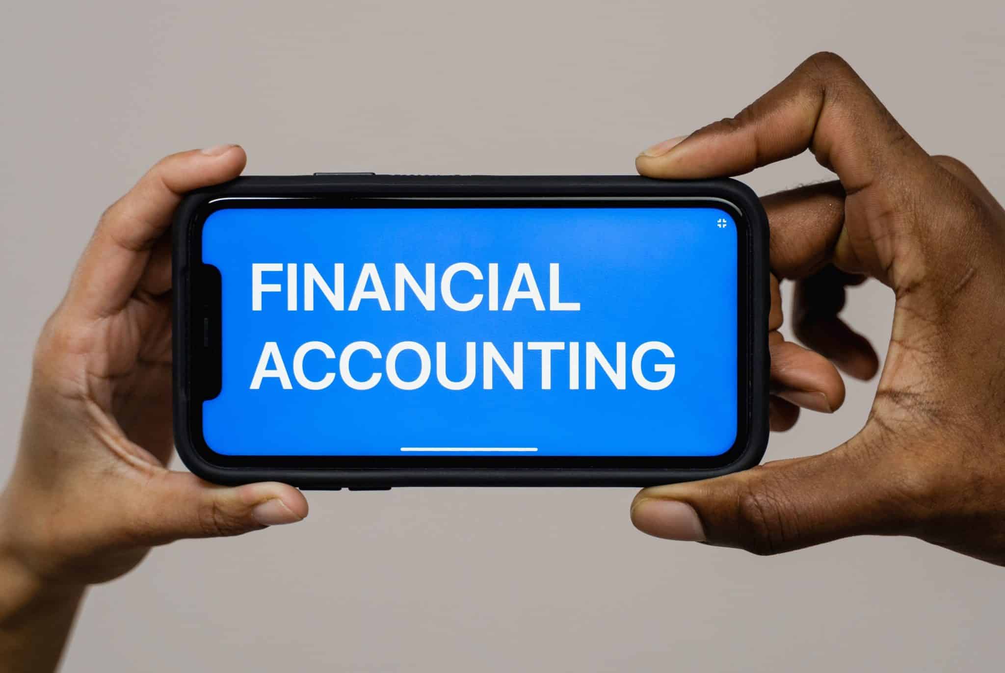 What is the Difference Between Finance and Accounting?